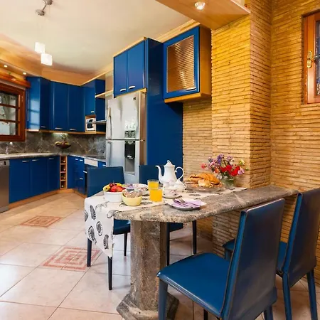 Case de vacanță Coral 4 Bedroom