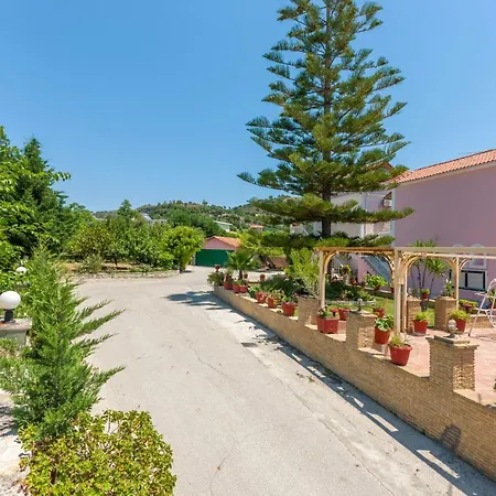 Case de vacanță Coral 4 Bedroom