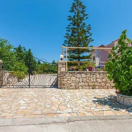 Coral 4 Bedroom Case de vacanță *