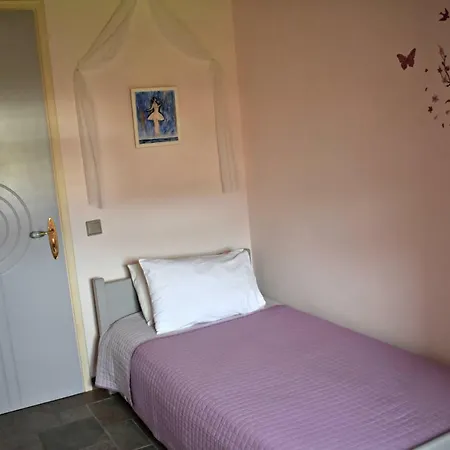 Coral 4 Bedroom Case de vacanță Kalamákion