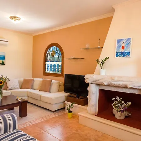 Coral 4 Bedroom